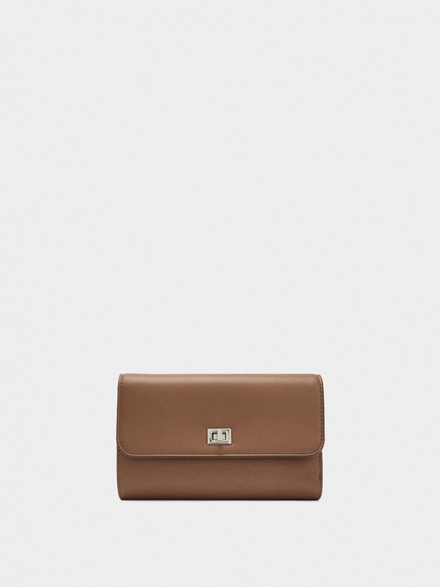 Cartera Lisa Con Solapa camel