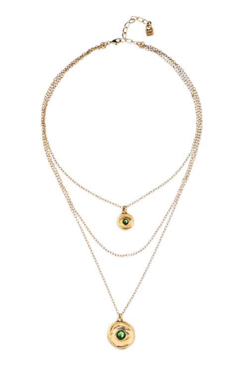COLLAR TRIPLE EN ALEACIÓN DE METALES BAÑADO EN ORO DE 18K CON 2 CHARMS DE OJO Y CRISTAL FACETADO VERDE Colgante