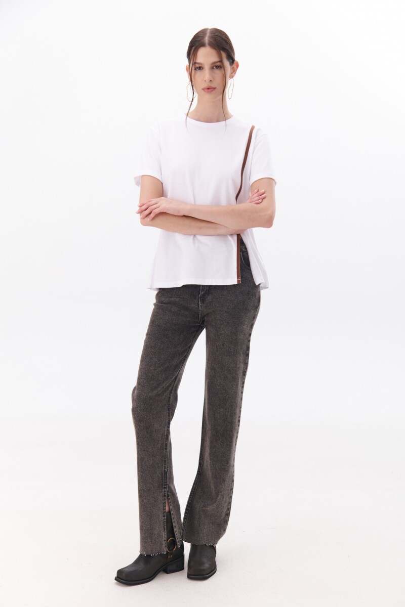 REMERA VERTICAL NATURAL
