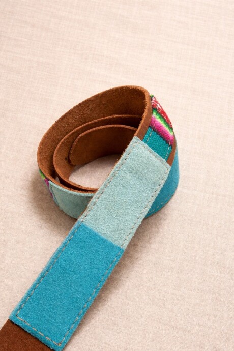 Handcrafted Belt Guri Turquesa / Verde Agua