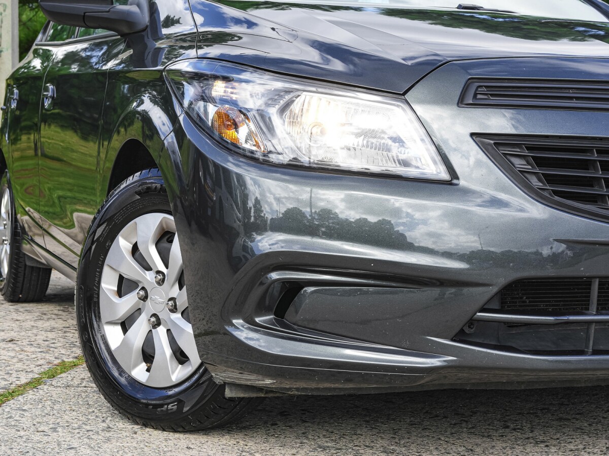 Chevrolet Prisma Joy con Ficha Oficial | Permuta / Financia Chevrolet Prisma Joy con Ficha Oficial | Permuta / Financia
