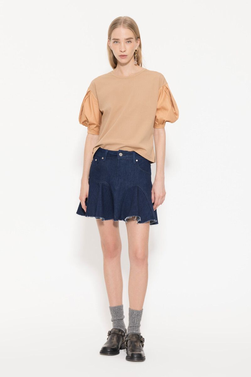 TOP GWEN Camel