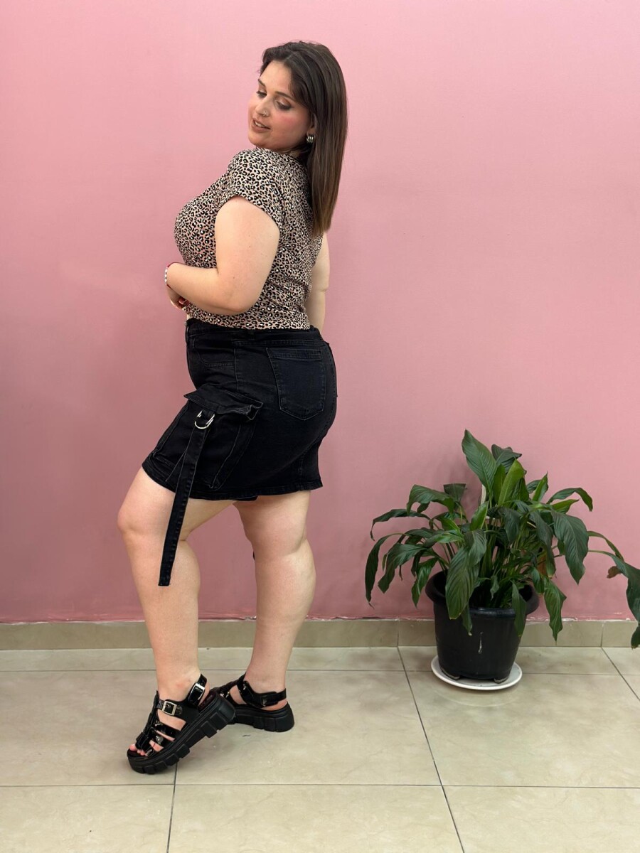 Short Pollera Necesito - Negro 