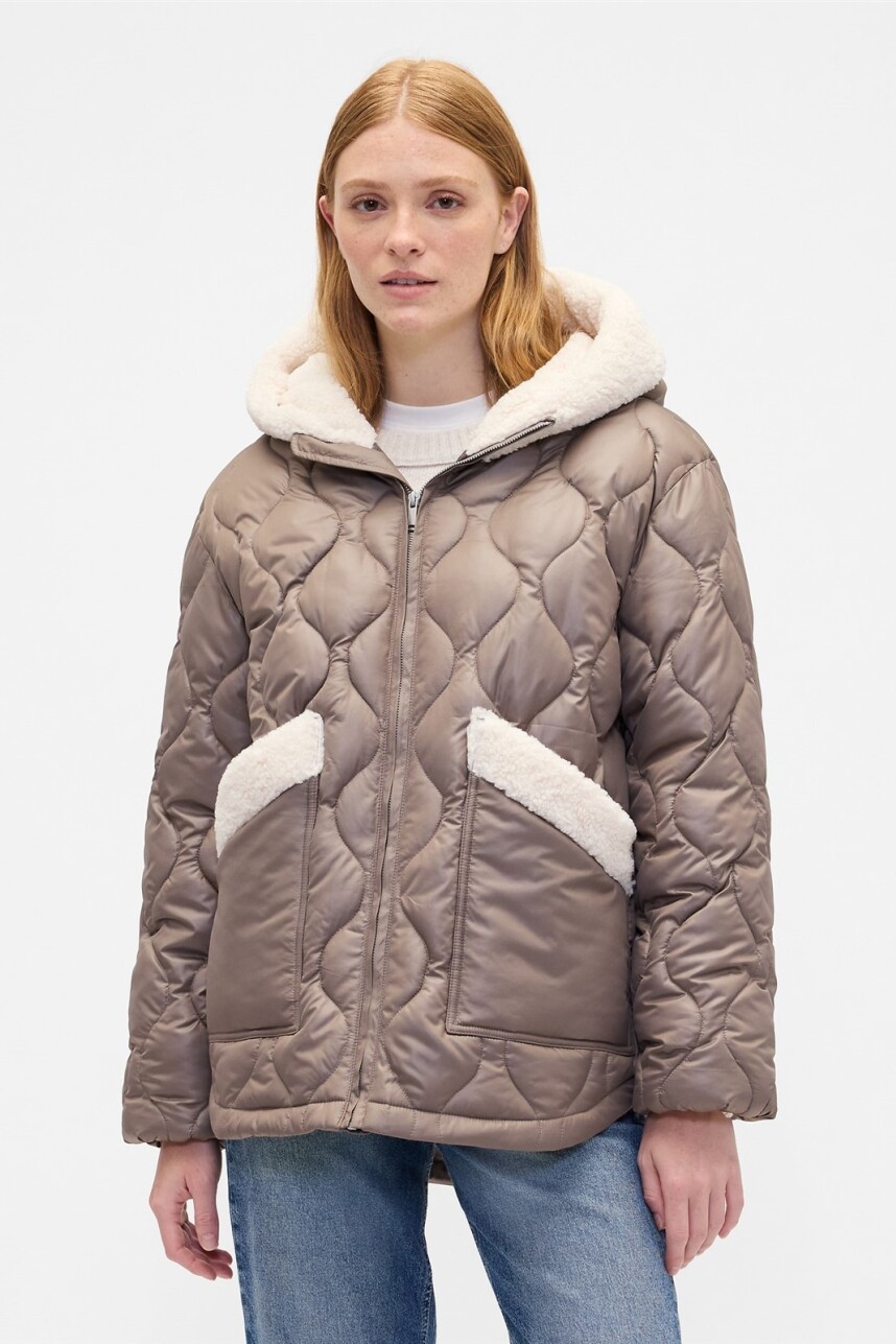 Campera Con Capucha Con Corderito Mujer Plymouth Rock