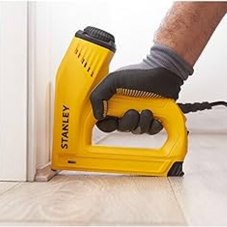 ENGRAPADORA-CLAVADORA. STANLEY ELÉCTRICA TRE550 ENGRAPADORA-CLAVADORA. STANLEY ELÉCTRICA TRE550