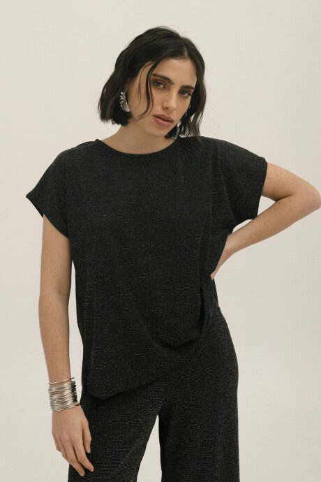 REMERA NIGHT NEGRO