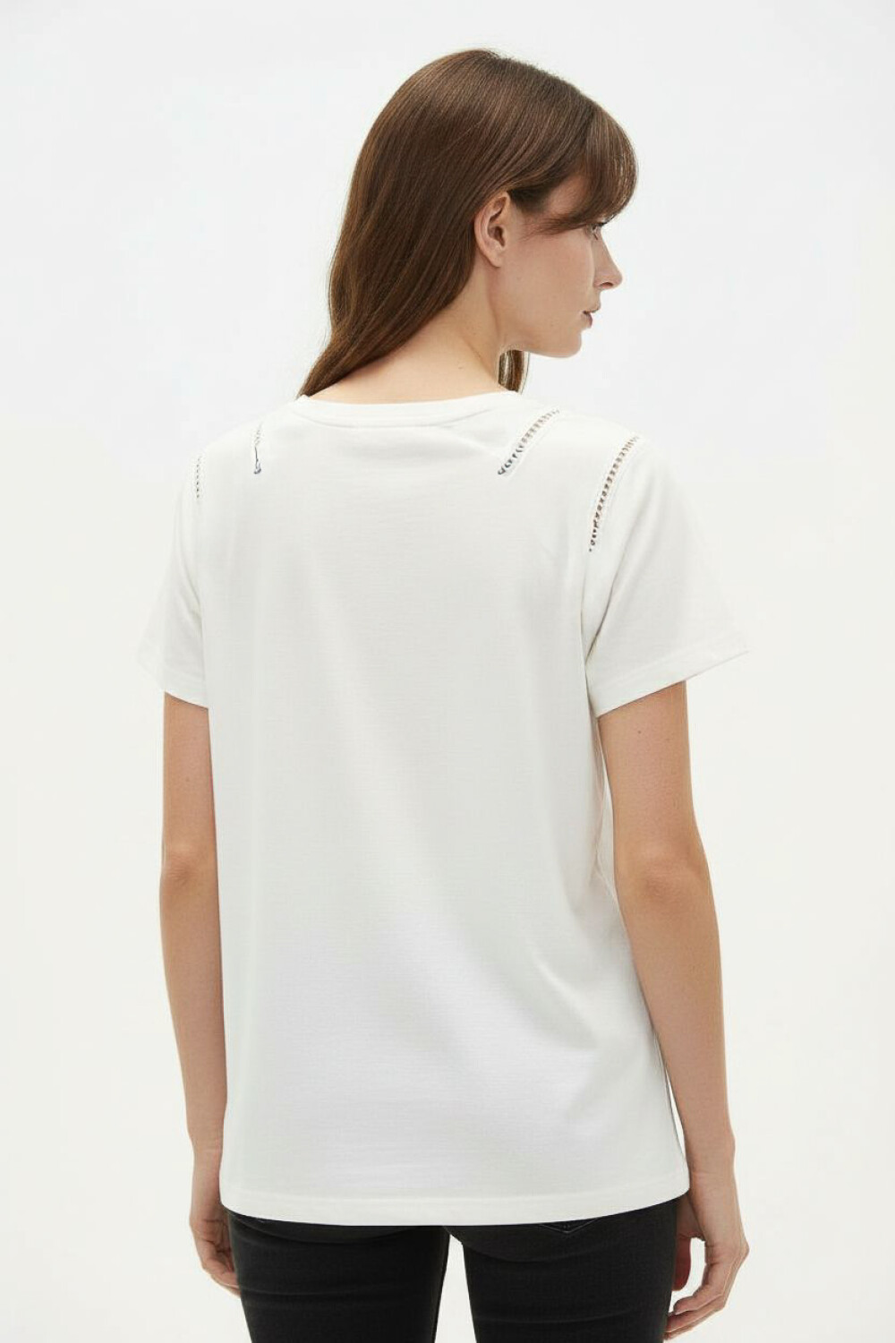 Remera Lugoj Marfil / Off White