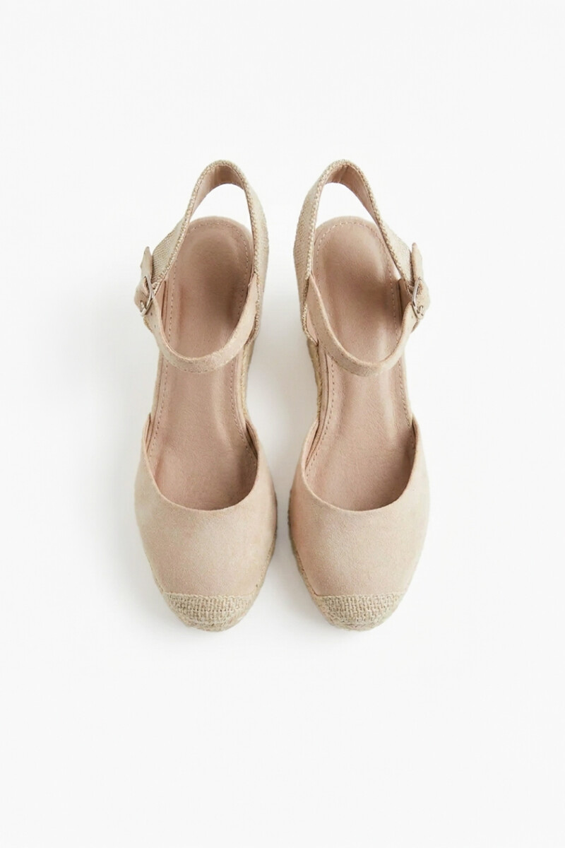 Sandalia plataforma yute beige