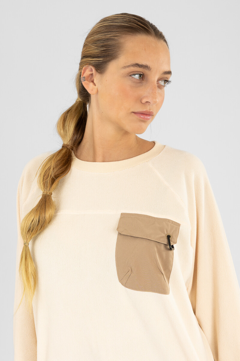 New sweater polar with pocket Beige