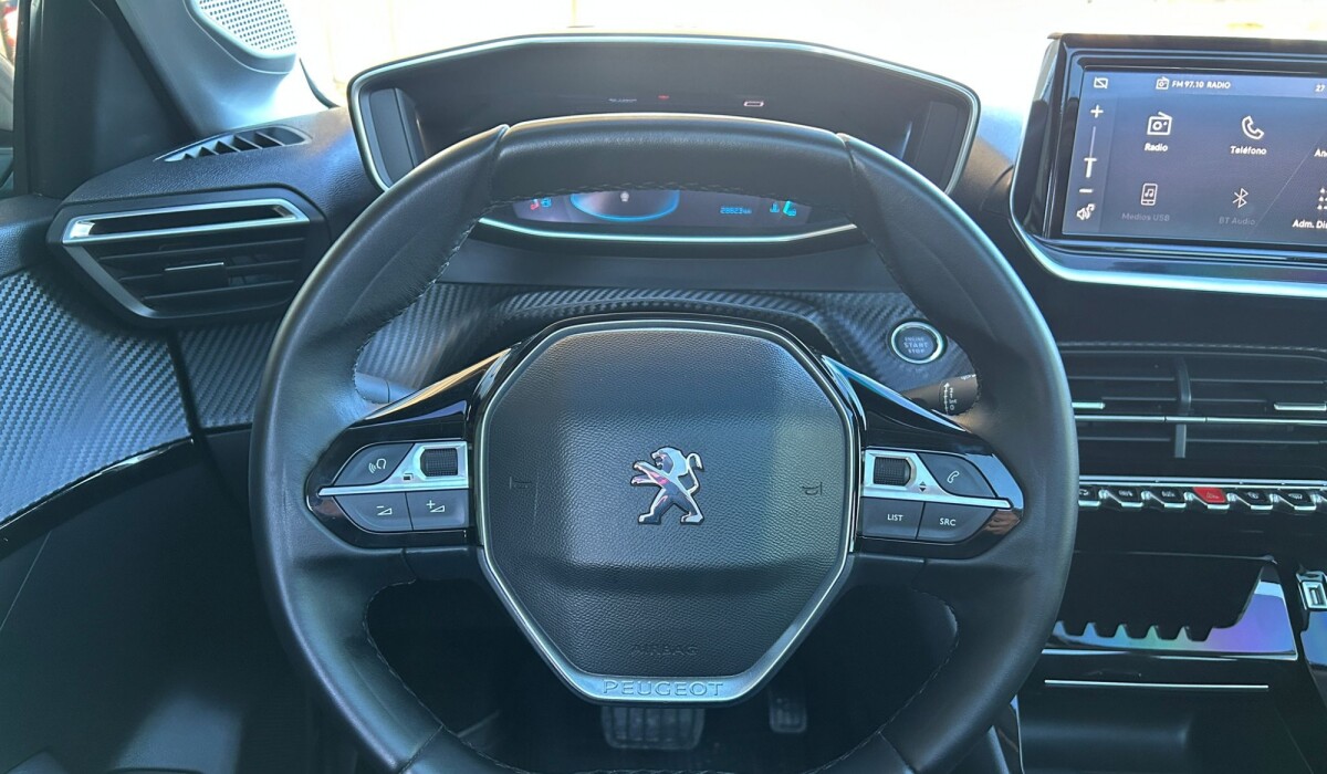 Peugeot 208 Allure 1,6 AT6 - 2024 Peugeot 208 Allure 1,6 AT6 - 2024