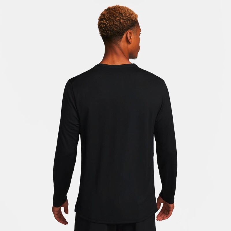 Remera Nike Miler de Hombre Negro