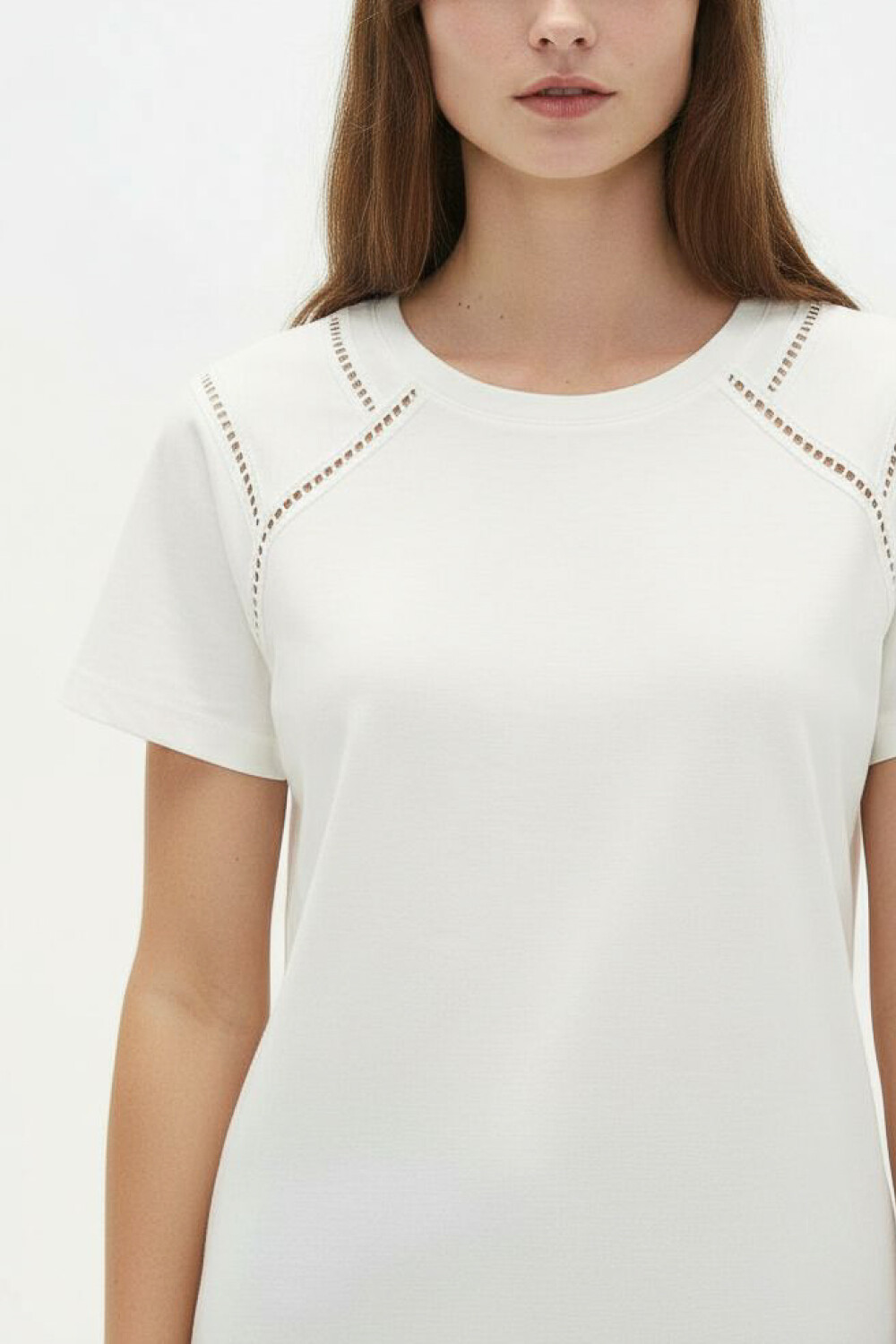 Remera Lugoj Marfil / Off White