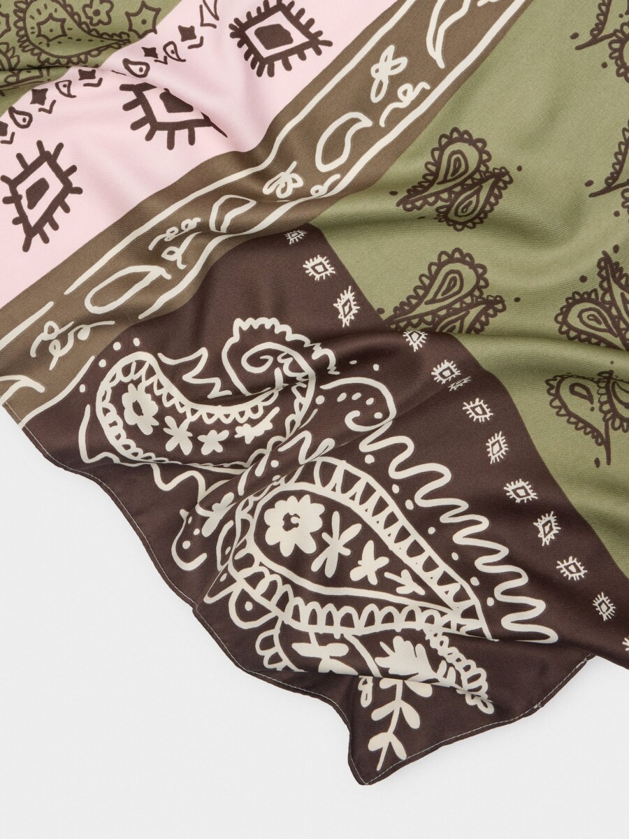 Pañuelo Con Estampado multicolor
