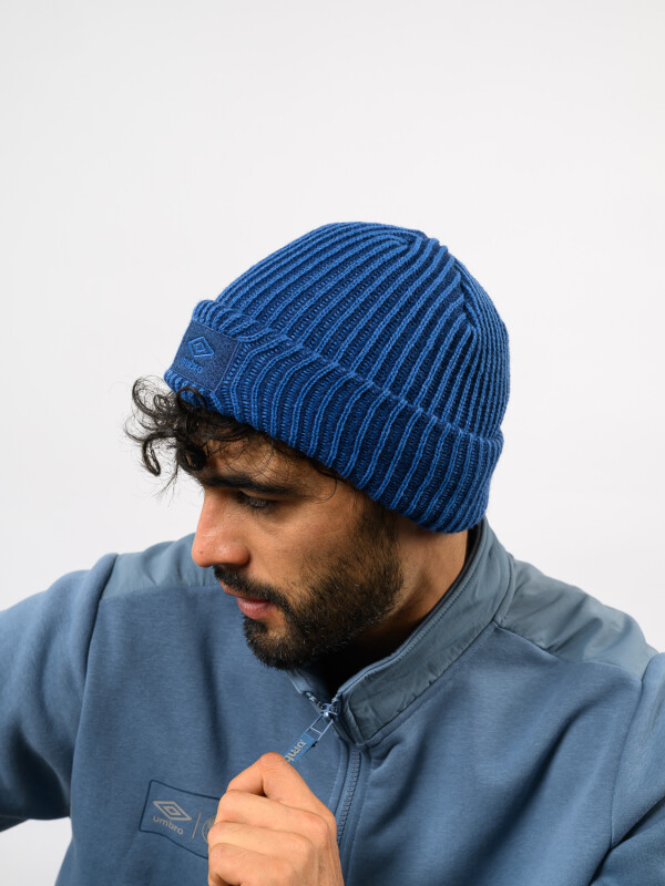 GORRO BEANIE Umbro Hombre 001