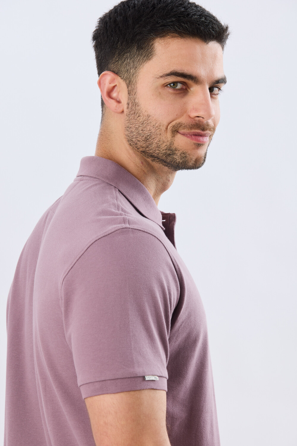 REMERA POLO LISA PIQUÉ Uva