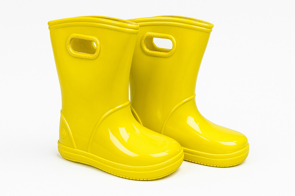 BOTA KINDER AMARILLO