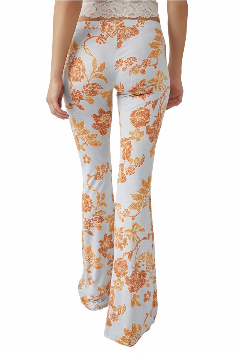 MAKE A STATEMENT FLARE Blanco