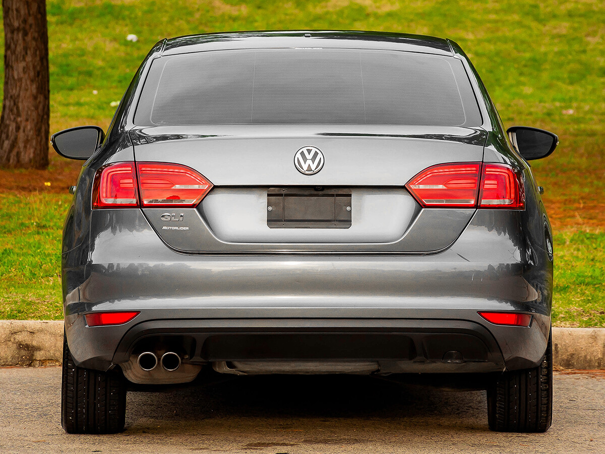 Volkswagen Vento 2.0 GLI DSG| Permuta / Financia Volkswagen Vento 2.0 GLI DSG| Permuta / Financia