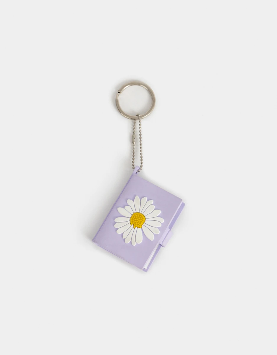 Llavero Y Charm Con Libreta 