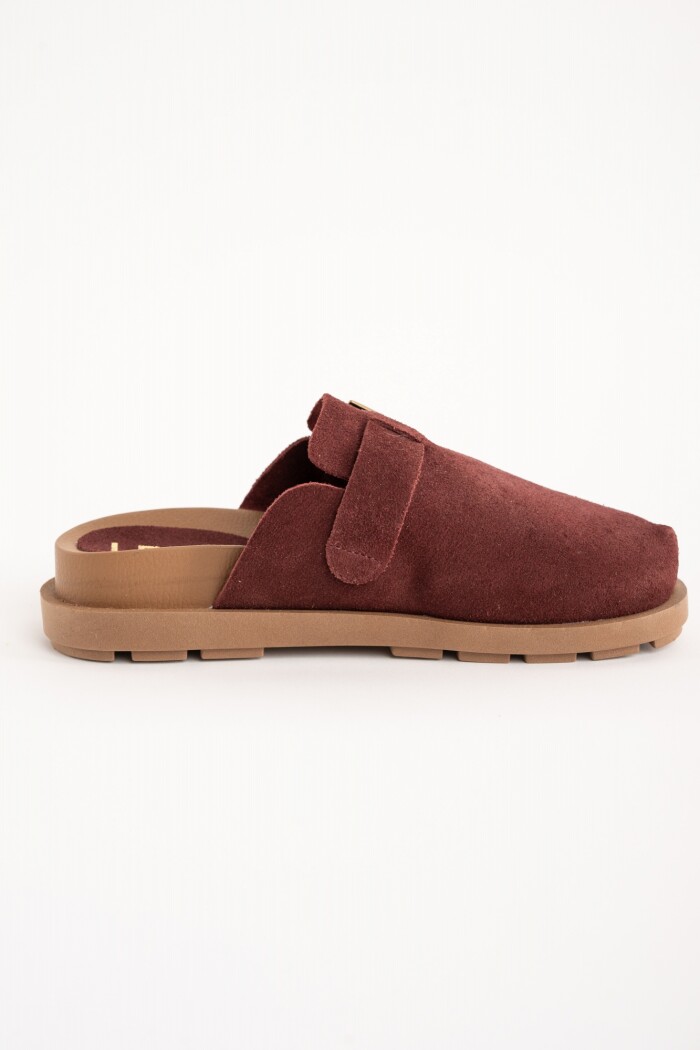 Zueco Gamuza Burdeos