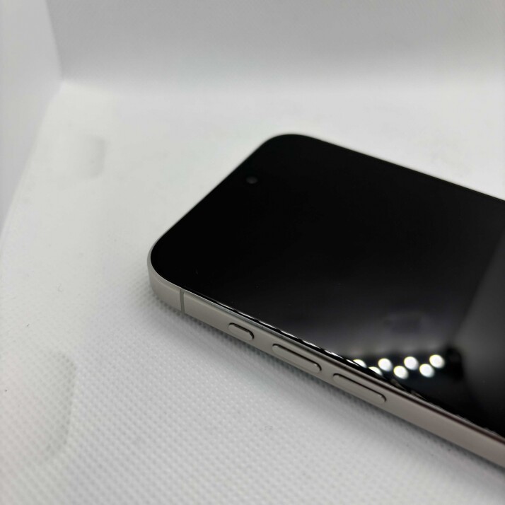 iPhone 15 Pro Max 256 GB - White Titanium iPhone 15 Pro Max 256 GB - White Titanium
