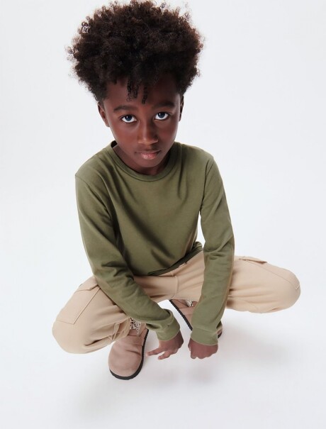 CAMISETA BÁSICA UNISSEX INFANTIL VERDE