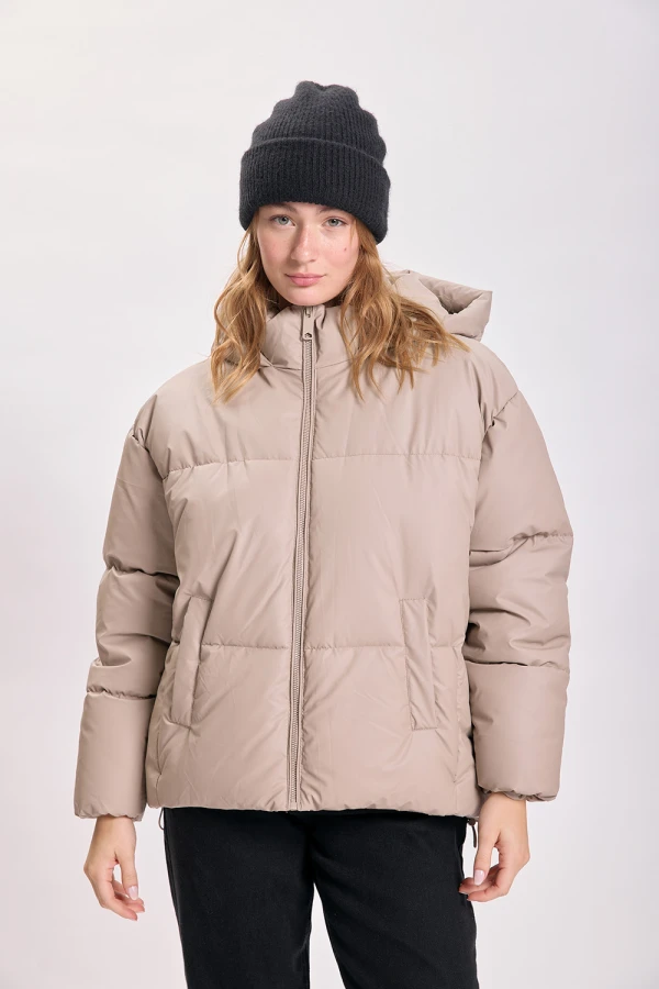 Campera de abrigo capitoneada Tostado