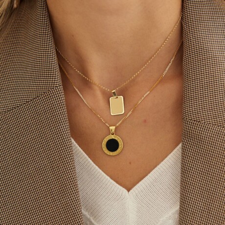 Medalla Isis Onix - Oro 18k Medalla Isis Onix - Oro 18k