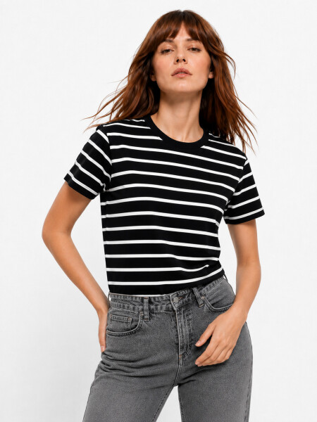 REMERA HESTIA VARIANTE 1