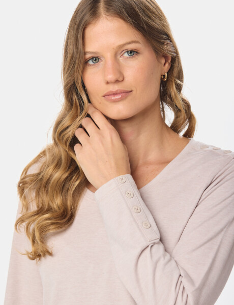 REMERA LISA CON BOTONES Beige