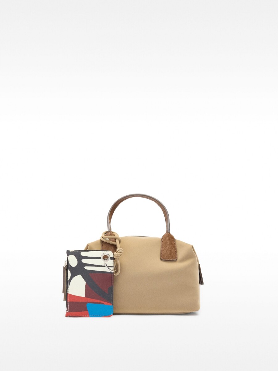 Bolso Tote Textura Suave Con Colgante camel