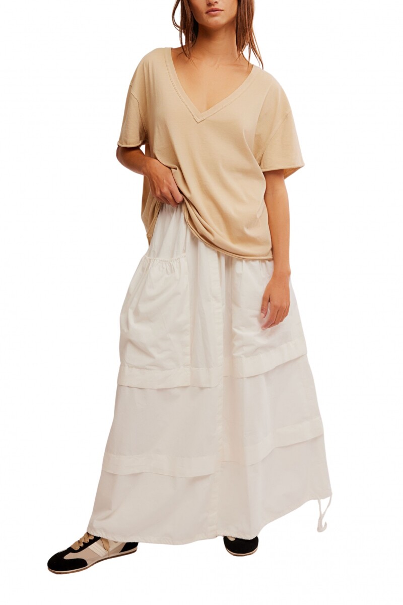 NINA TEE V Arena
