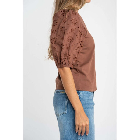 Remera Manga Broderie Moca