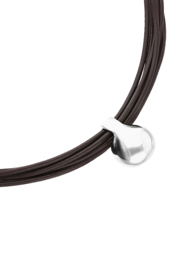 COLLAR DE CUERO CON BOLA GRANDE DE ALEACIÓN DE METALES BAÑADA PLATA DE LEY Colgante