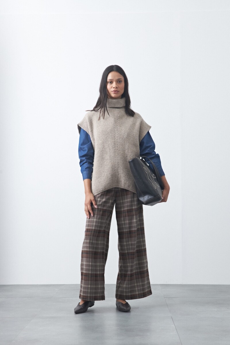 PONCHO GYROS Beige Oscuro