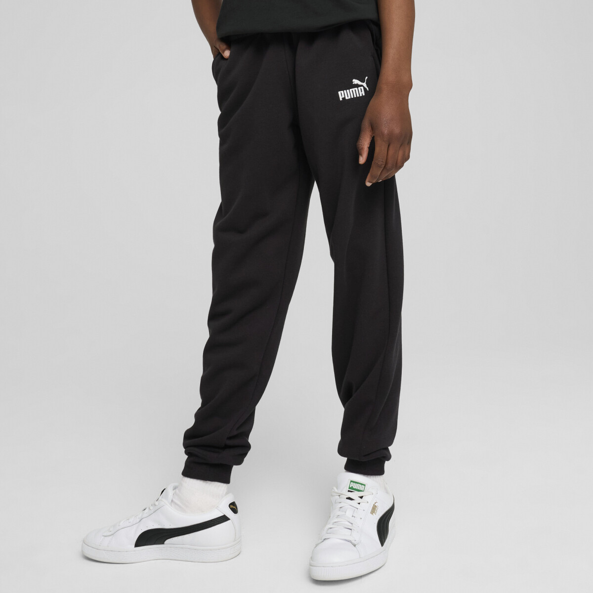 ESS Nş1 Logo Sweatpants TR B 68491401 - Negro 