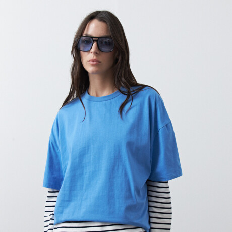 REMERA ERICA Azul Regata