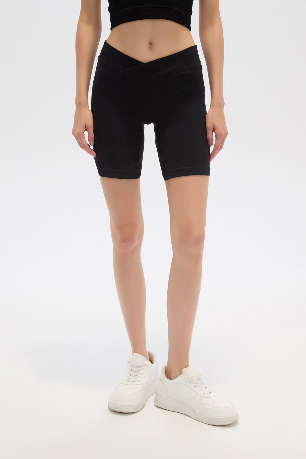 Short Amiela Negro