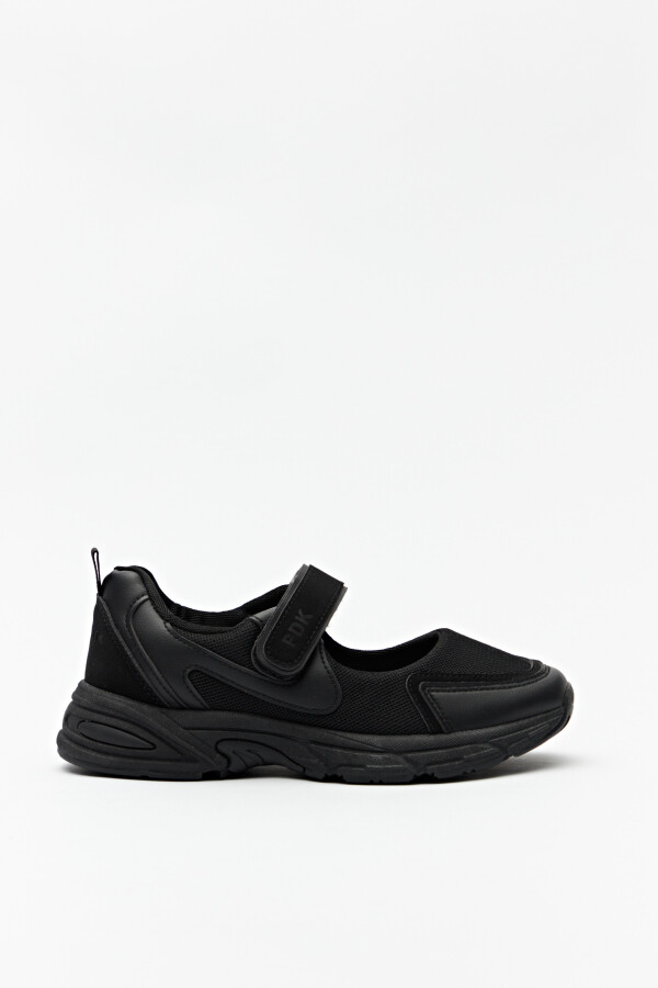 ZAPATILLA WILLEMINA Negro
