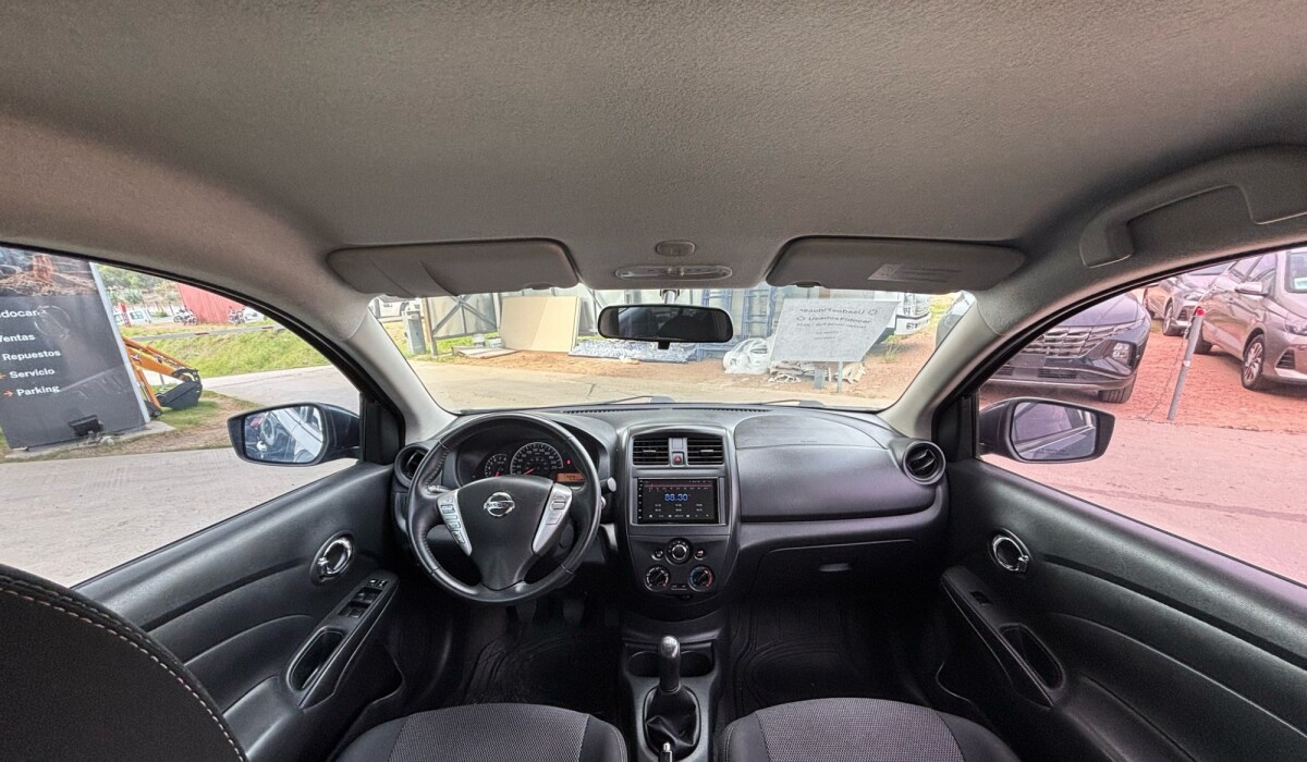 Nissan Versa Full - 2015 Nissan Versa Full - 2015