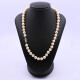 Collar perlas de cultivo y broche oro 18k blanco y brillantes Collar perlas de cultivo y broche oro 18k blanco y brillantes