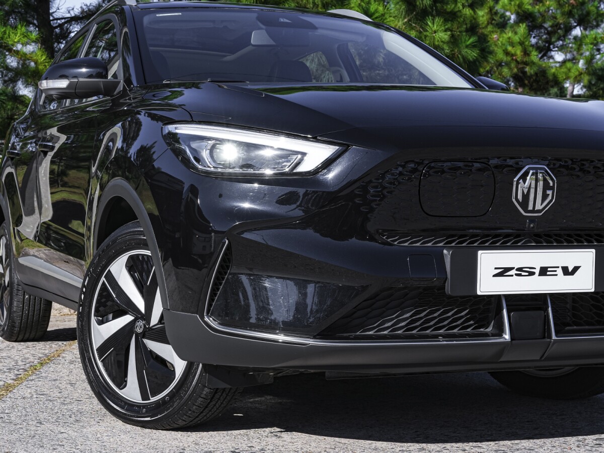 MG ZS EV Deluxe 2WD 2026 0KM | Permuta / Financia MG ZS EV Deluxe 2WD 2026 0KM | Permuta / Financia
