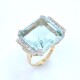 Anillo en oro 18k , aguamarina y brillantes. Anillo en oro 18k , aguamarina y brillantes.