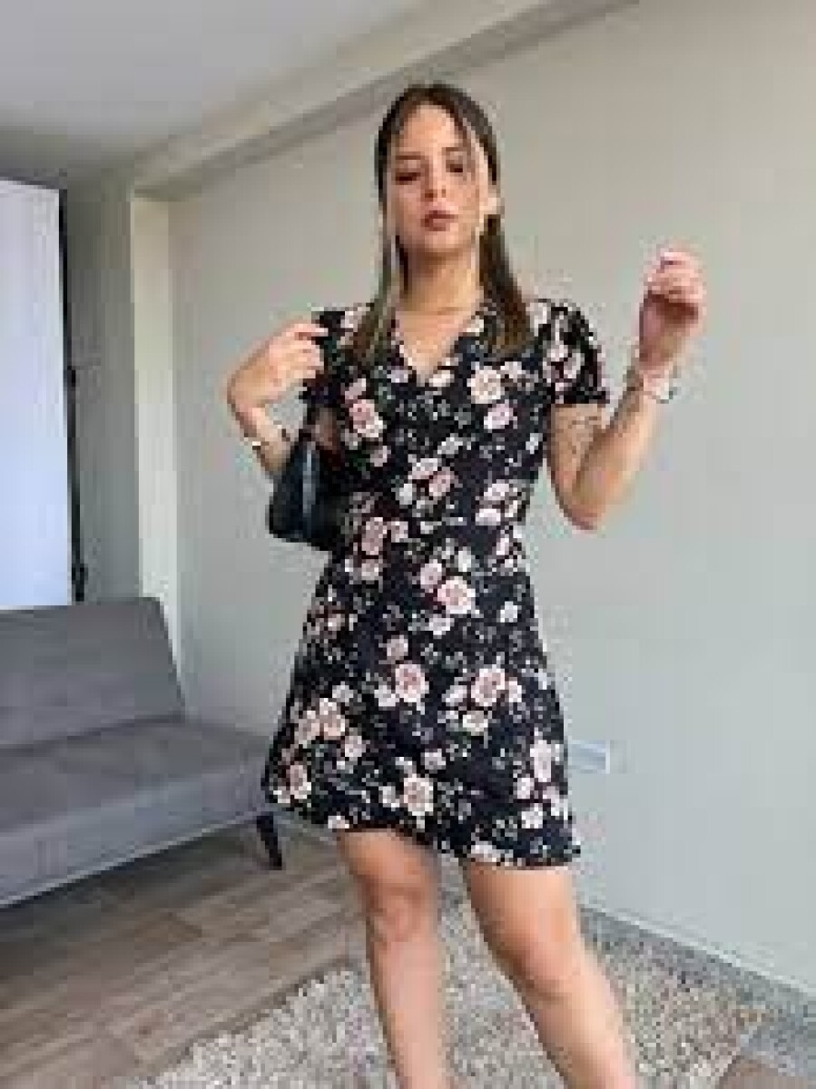 Vestido floreado negro 