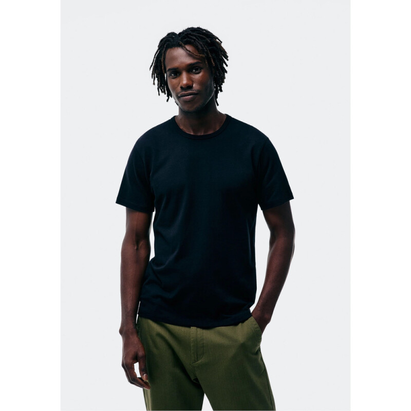 CAMISETA MM MASC PRETO ESCURO