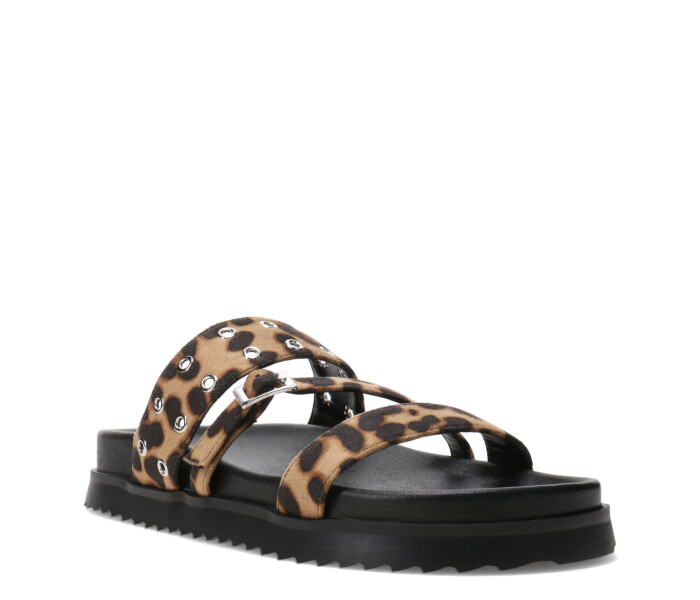 Sandalia XOMA con tiras y tachas Animal Print