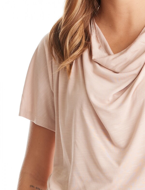 Remera Cuello Volcado ROSA CLARO