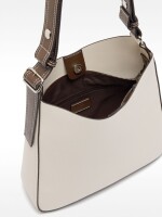 Bolso De Hombro Con Textura crudo