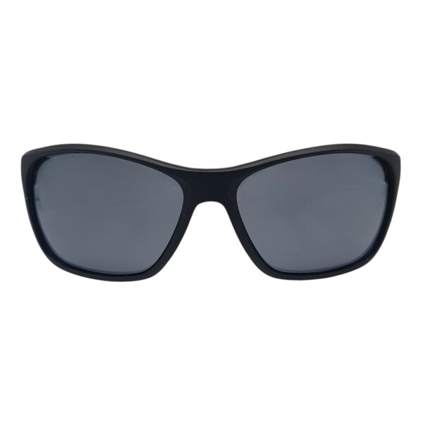 RU250720 negrouniforme