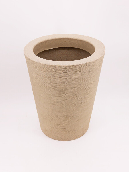 MACETERO CONO ARENA BEIGE